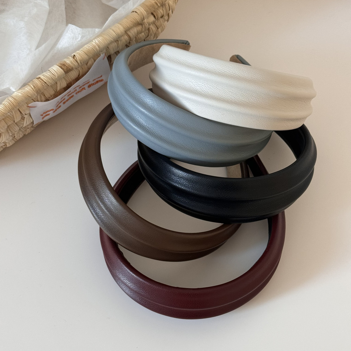 PU 가죽 와이드 헤어밴드 여성 소녀 웨이브 솔리드 헤 - Leatherwork Rings 리뷰 및 가격